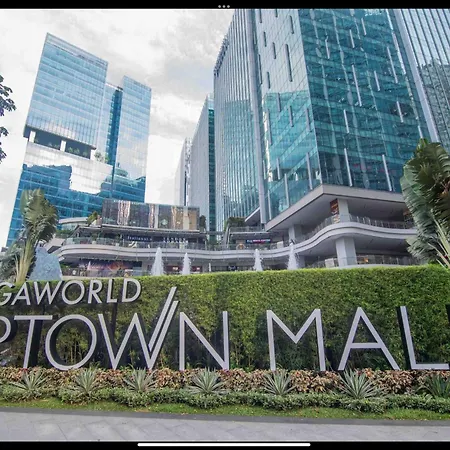 One Uptown Residence Bgc 1Br Sofabed