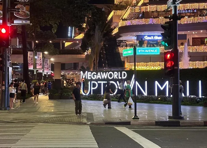 One Uptown Bgc 1br Sofabed Aparthotel