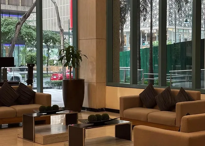 Aparthotel One Uptown Bgc 1br Sofabed *